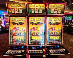 Layar permainan Dragon Fishing dengan dealer langsung di istana2000